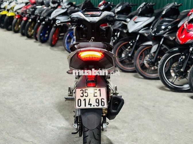 XE MÁYTHANH TÙNG_WINNER V3 ABS XÁM BẠC ĐỘ MẮT CÚ