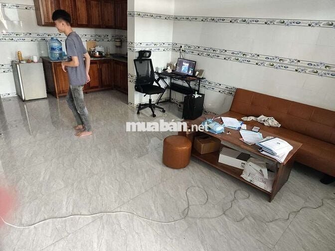 Cần pass nhà nguyên căn đường Phùng Hưng