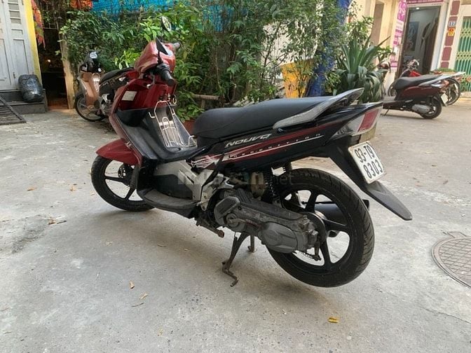 Cần bán xe Yamaha Nouvo màu đỏ đun, đăng ký xe đầy đủ