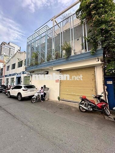 🌟 Cho thuê nhà góc 2 mặt tiền – Trung tâm Q.1 🌟