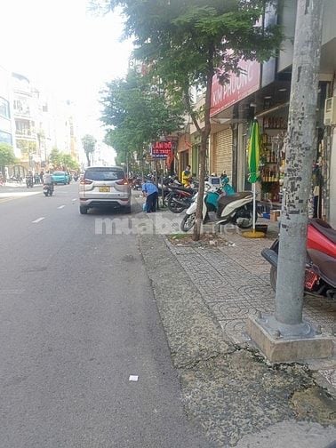 Cho thuê nhà mặt tiền Võ Văn Tần, P.5, Q.3 giá 52tr