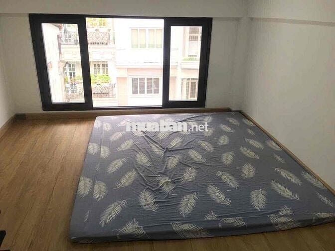 Cho thuê căn hộ mới keng đường Đinh Công Tráng - Quận 1 - full NT