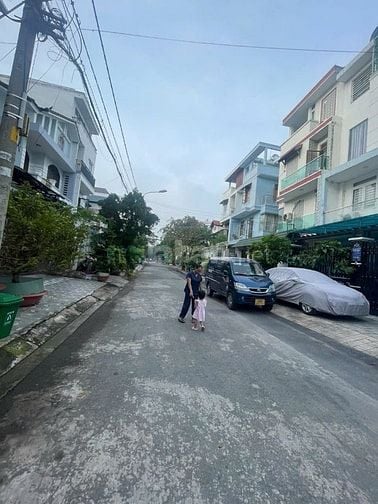 Nhà và văn phong cho thuê gia Rex bảo ve 24/24