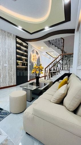 Bán nhà sát MT hẻm 160 Nguyễn Duy Dương, P.3, Quận 10