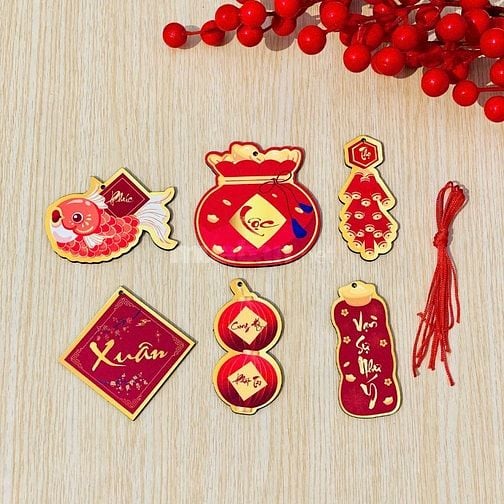 tag gỗ trang trí thiết kế in Uv khắc laser theo yêu cầu sỉ lẻ 10k/1cái