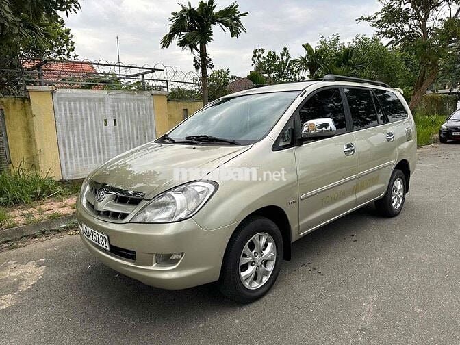 Toyota Innova 2007 G - 150000 km
