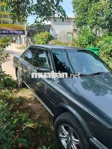Toyota Camry 1989 màu Xám