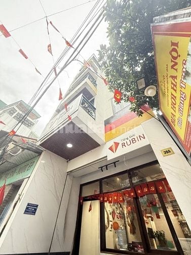 Đội Cấn – MẶt Phố - 63 M2 – 6 Tầng – Mặt Tiền  4.3 M – Giá 24.3 Tỷ.  