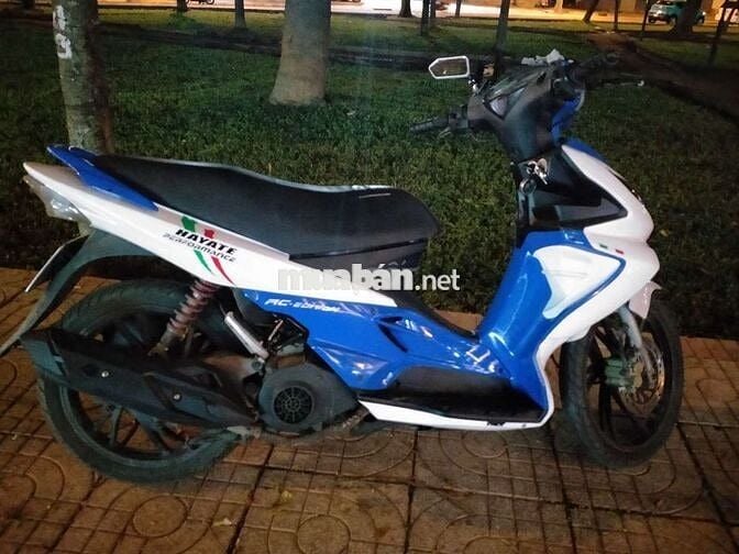 Suzuki Hayate Trắng xanh