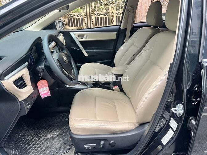 Toyota Corolla Altis 1.8G 2015 màu đen