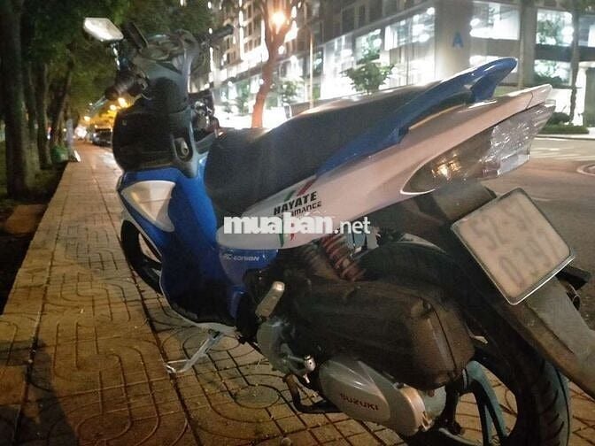 Suzuki Hayate Trắng xanh