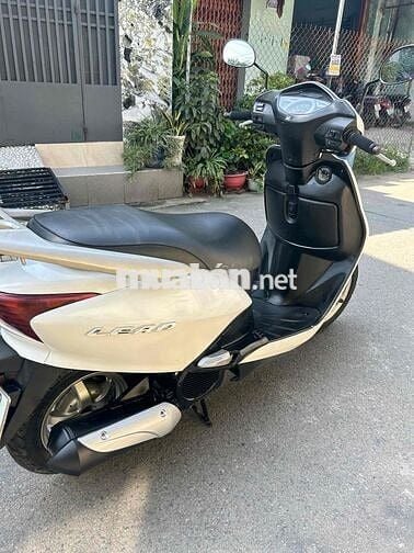 Honda Lead 2012 màu Trắng