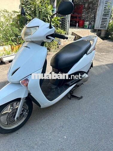 Honda Lead 2012 màu Trắng