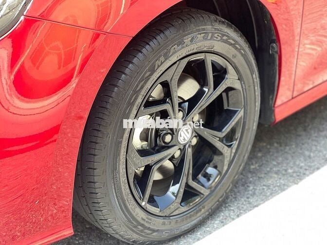 MG5 STD 2023- 19000 km-389tr thương lượng