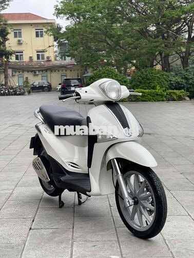 Hang đẹp Liberty 125ie 2012 màu trắng đẹp như mới