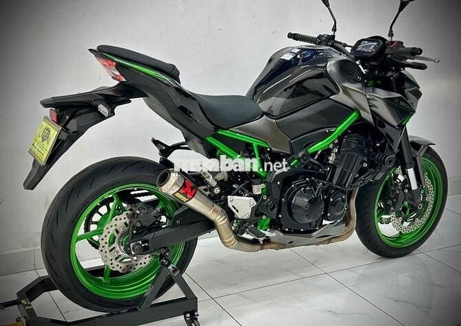 KAWASAKI Z900 ABS 2023