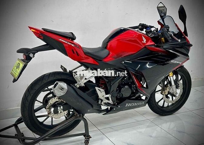 HONDA CBR150R ABS 2022.