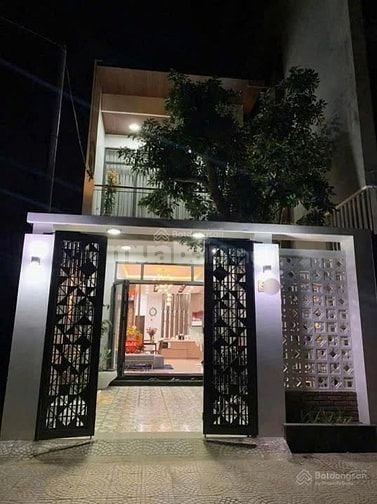 BÁN GÂP NHÀ Ở CHỢ BỜ NGỰA, ĐANG CHO THUÊ 16TR/ THÁNG, GIÁ 810 TRIỆU