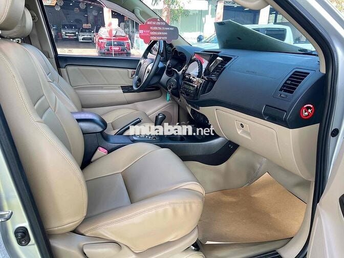 Bán Fortuner xăng AT 2016 - Xe gia đình đi kỹ đẹp