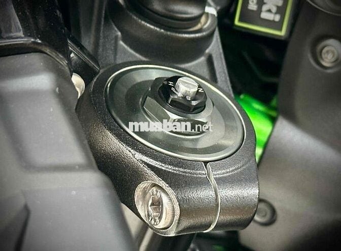 KAWASAKI Z900 ABS 2023