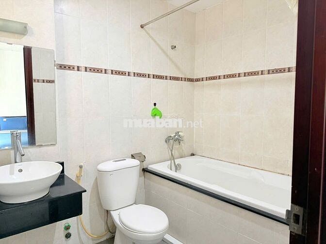 Phòng full tiện nghi dọn vào ở ngay giá hạt dẻ chỉ 3tr8 tại Độc Lập