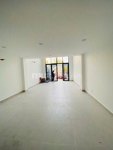 Cho thuê nhà mới Mặt tiền Nguyễn Văn Nguyễn phường Tân Định quận 1 - D