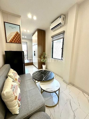 Phòng trọ studio,ô tô đỗ trước cửa,cạnh vinsmart