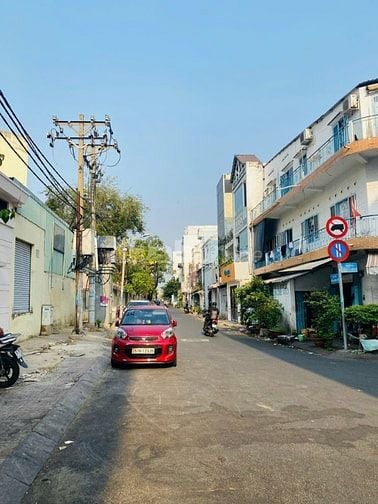 Cho thuê nhà mới Mặt tiền Nguyễn Văn Nguyễn phường Tân Định quận 1 - D