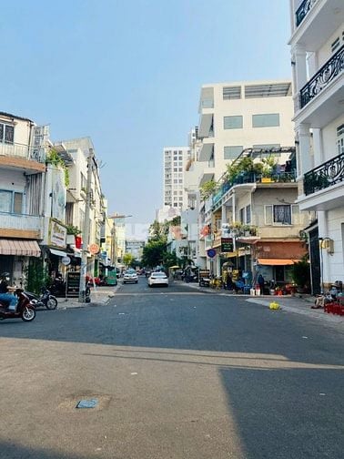 Cho thuê nhà mới Mặt tiền Nguyễn Văn Nguyễn phường Tân Định quận 1 - D