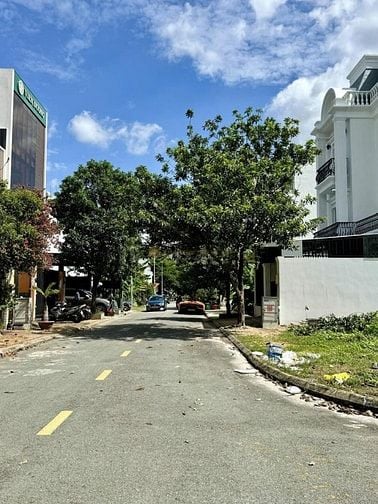 Shock! Bán gấp lô dất 10x24 Khu An Phú Q2- Chủ kẹt tiền xả nhanh 42 tỷ