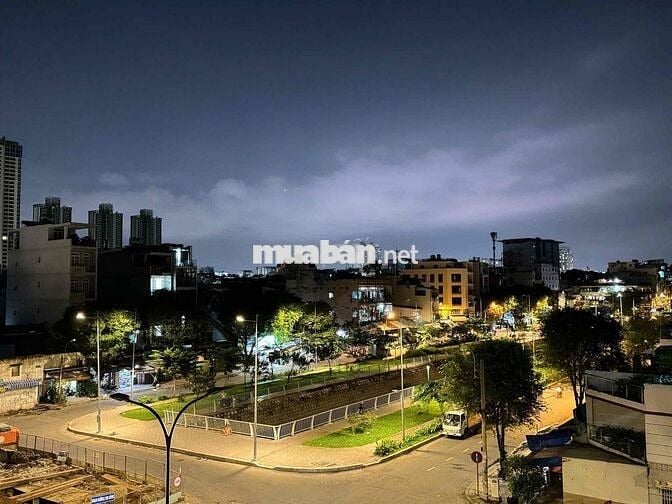 Cho thuê Căn Hộ Cao cấp Full nội thất 1PN Tách bếp ngay Nguyễn Trãi