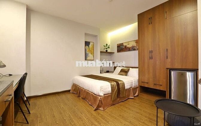 Cho Thuê Căn Hộ Dịch Vụ Studio Cao Cấp 35m² Âu Cơ Tây Hồ Hà Nội