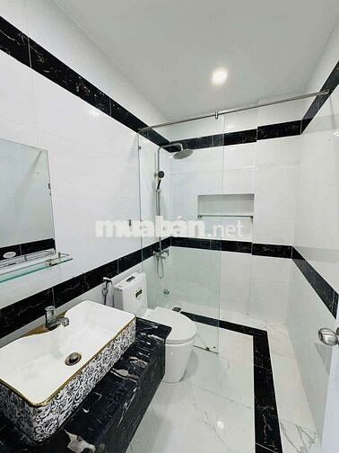 Nhà đường số 18B [4x16, 3 lầu, 4pn, 5toilet] 15tr/tháng