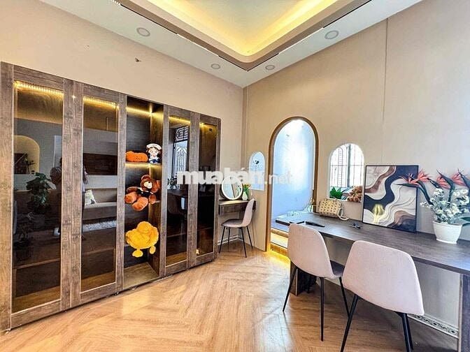 Cho thuê Căn Hộ Cao cấp Full nội thất 1PN Tách bếp ngay Nguyễn Trãi