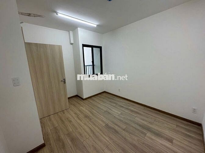 Gấp gấp, làm ăn thua lỗ chủ nhà cần bán căn 2pn,2wc tại Tòa C EcoXuân