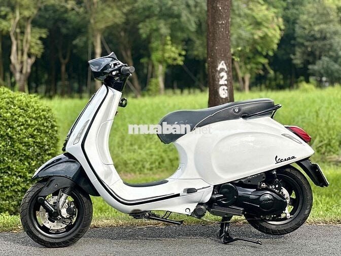 ✅✅VESPA 125cc. TRẮNG ĐEN SPOSTY.SIÊU KENG