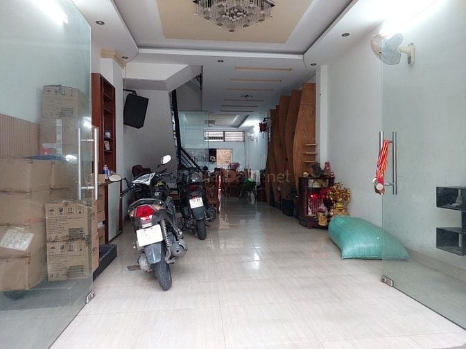 DƯƠNG QUẢNG HÀM GÒ VẤP - HẺM 6m - 4.5 x 19 - 4 TẦNG , 1PN TRỆT - 11 TY