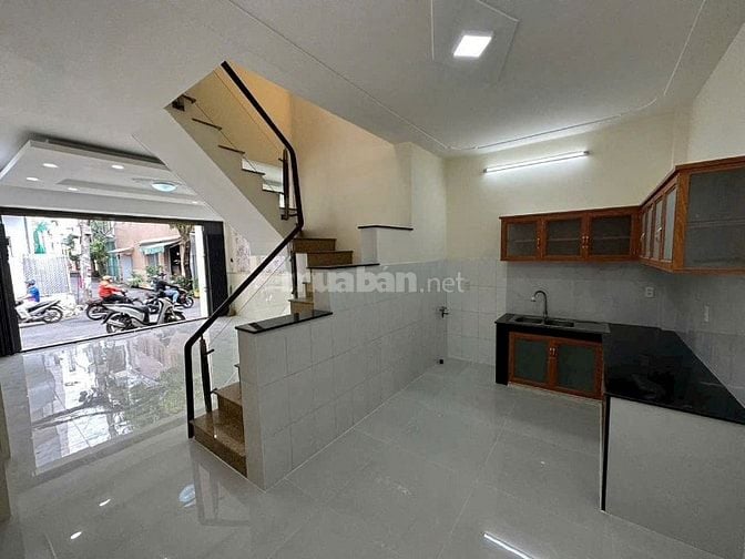 Nhà trong Chợ Vải bán sỉ Phú Thọ Hòa, Q. Tân Phú dt57m2 đúc 1 lầu