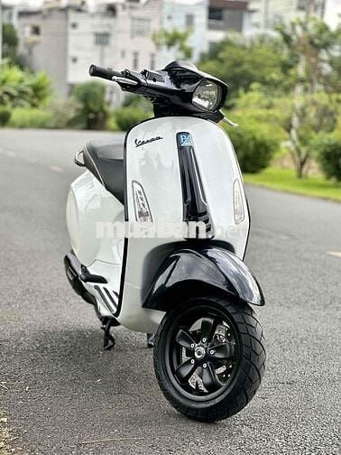 ✅✅VESPA 125cc. TRẮNG ĐEN SPOSTY.SIÊU KENG