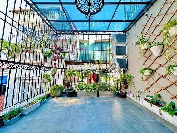 HÀNG HIẾM - KHUONG TRUNG - GẦN Ô TÔ - NGÕ TO THẰNG TẮP SU CÓC ĐỖ CỬA