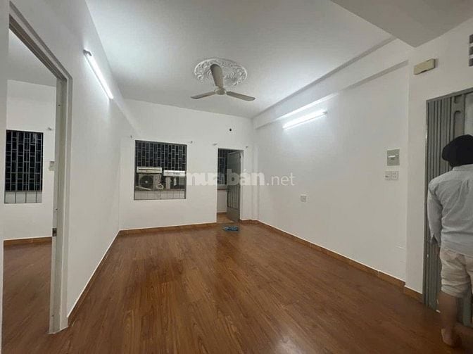 Căn hộ C/c Thống Nhất, Tân Phú  2p ngủ ,nội thất, giá 8tr/th