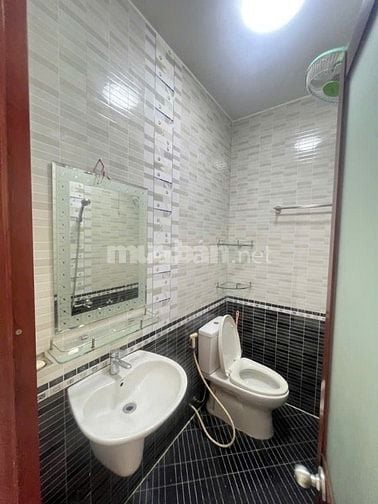 Nhà bán đường An Dương Vương Q5 - 50m2 - 4 tầng - gần ĐH Sài Gòn 