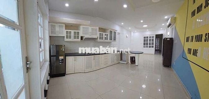 Cho thuê văn phòng trong tòa nhà VP