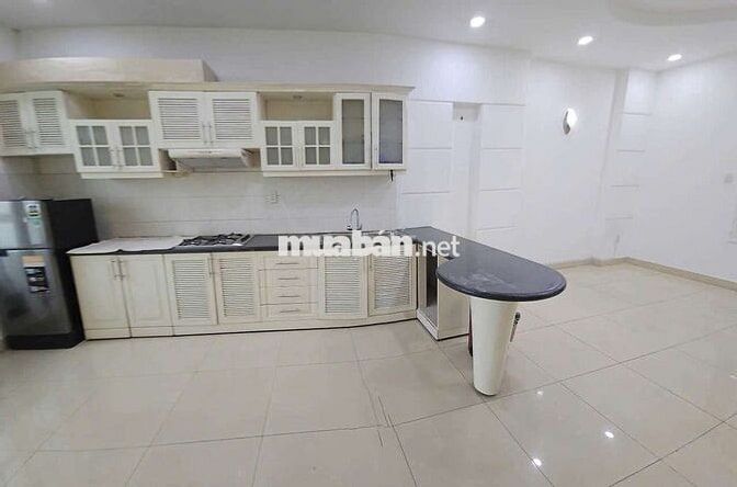 Cho thuê văn phòng trong tòa nhà VP