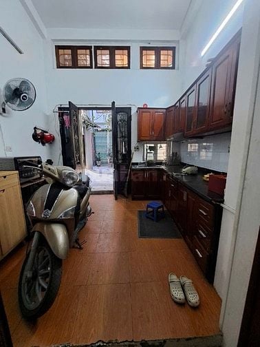 Nhà riêng ngõ 52 đường Mỹ Đình, Dt 40m2 x 3 tầng, 10 triệu/tháng