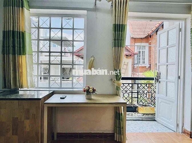 PHÒNG STUDIO FULL NỘI THẤT BAN CÔNG - KHU PHAN XÍCH LONG