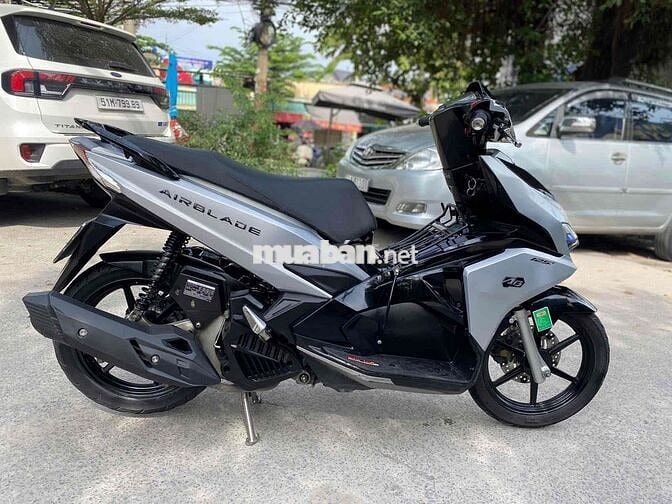 Honda Air Blade 2017 Đen đỏ