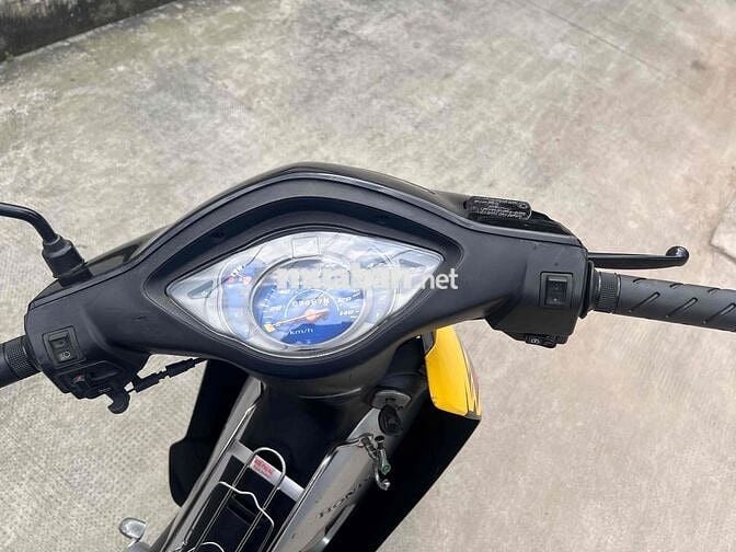 Cần bán 1 chiếc xe Honda Wave RS
