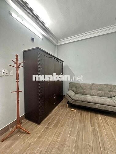 CHO THUÊ CHDV CÓ CỬA SỔ Ở NGUYỄN KIỆM - PHÚ NHUẬN