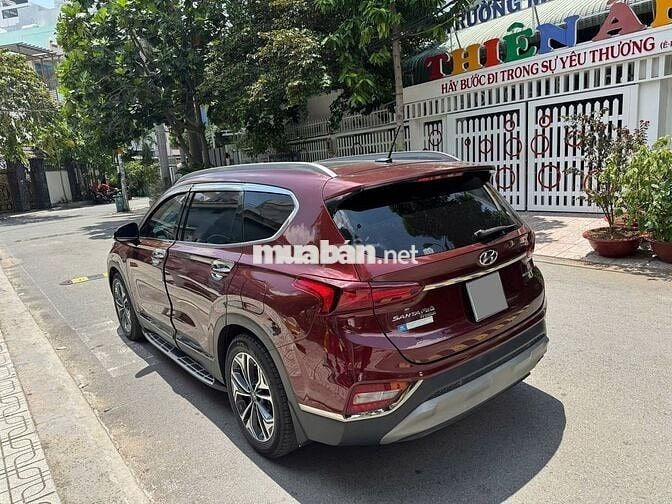 Hyundai SantaFe 2.2D Premium 4x4 model 2020